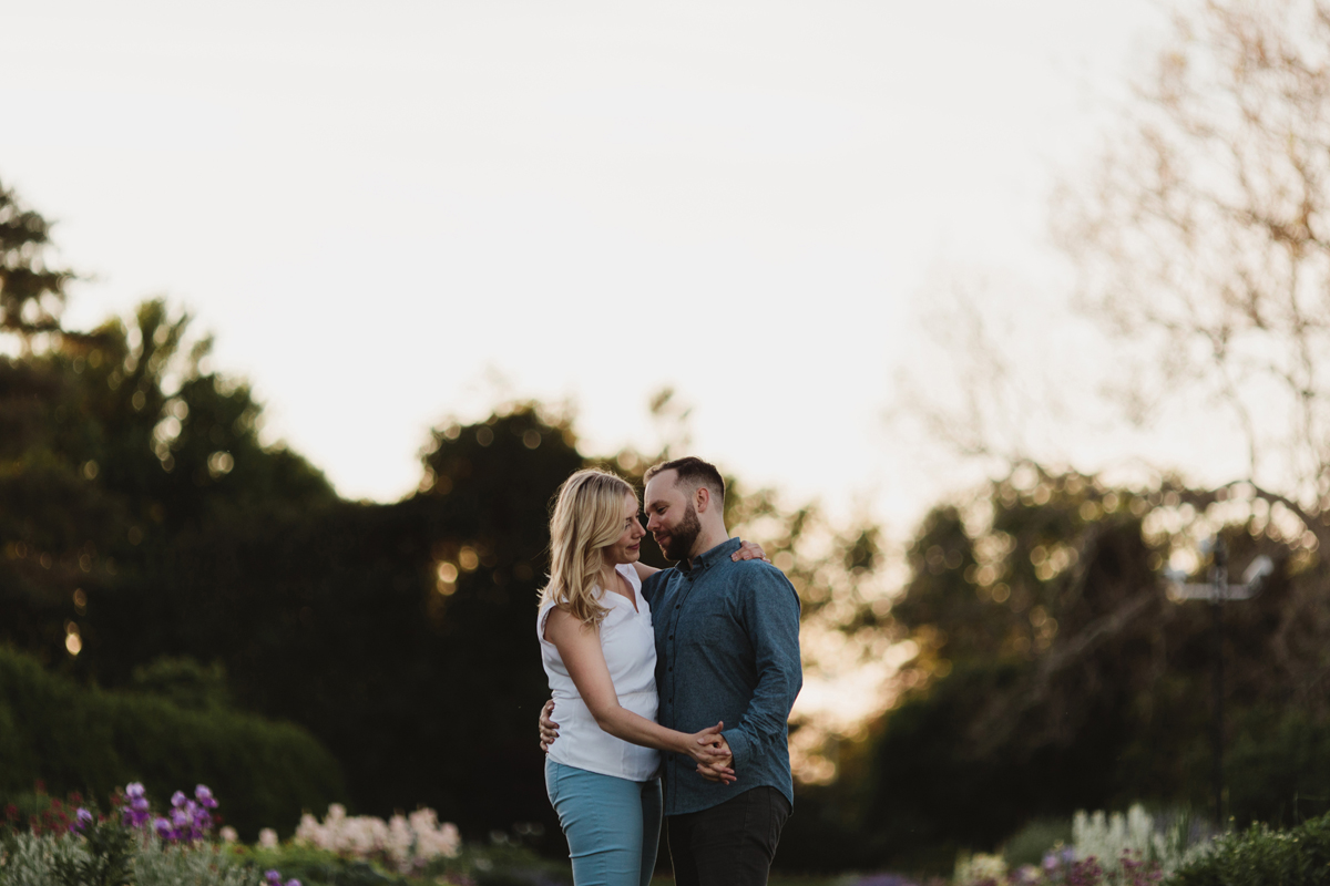 4 Spring Engagement Photos In Ottawa At The Experimental Farm And Arboretum (5)