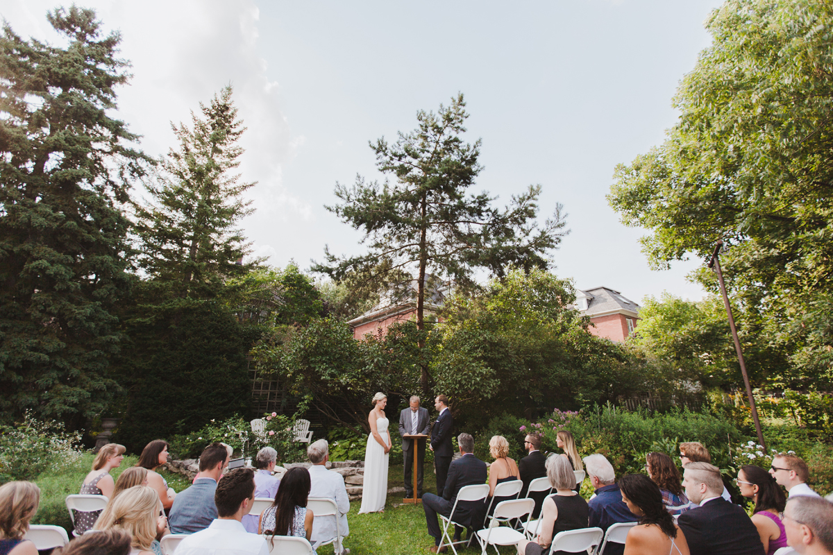 Backyard Wedding Photography Ottawa (13)