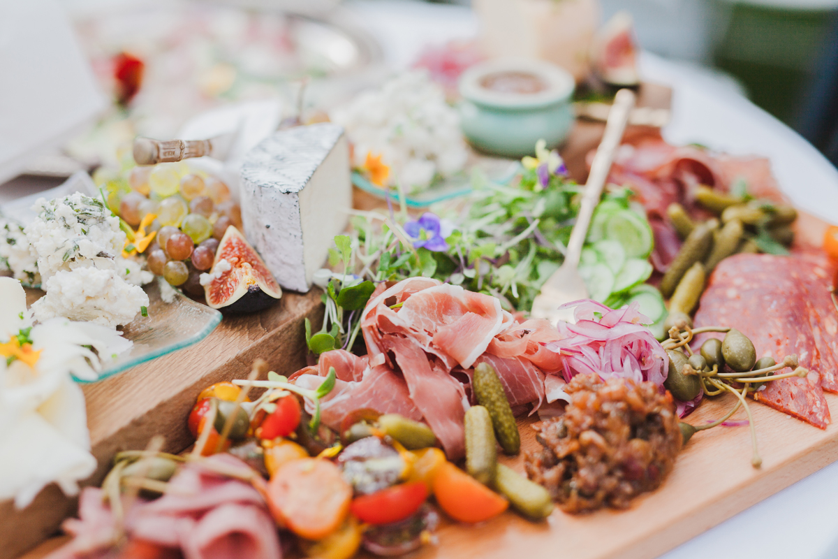 Backyard Wedding Photography Ottawa (23)