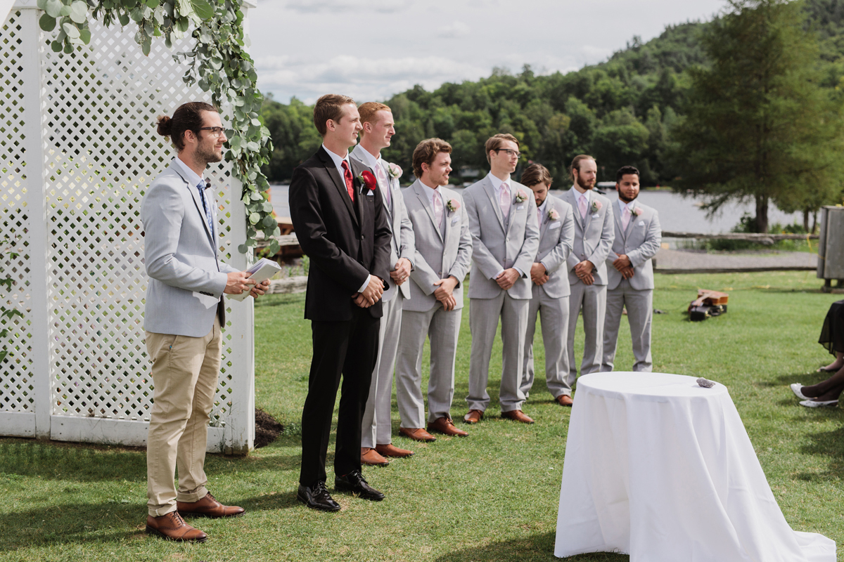 Lakeside Wedding At Calabogie Peaks (11)