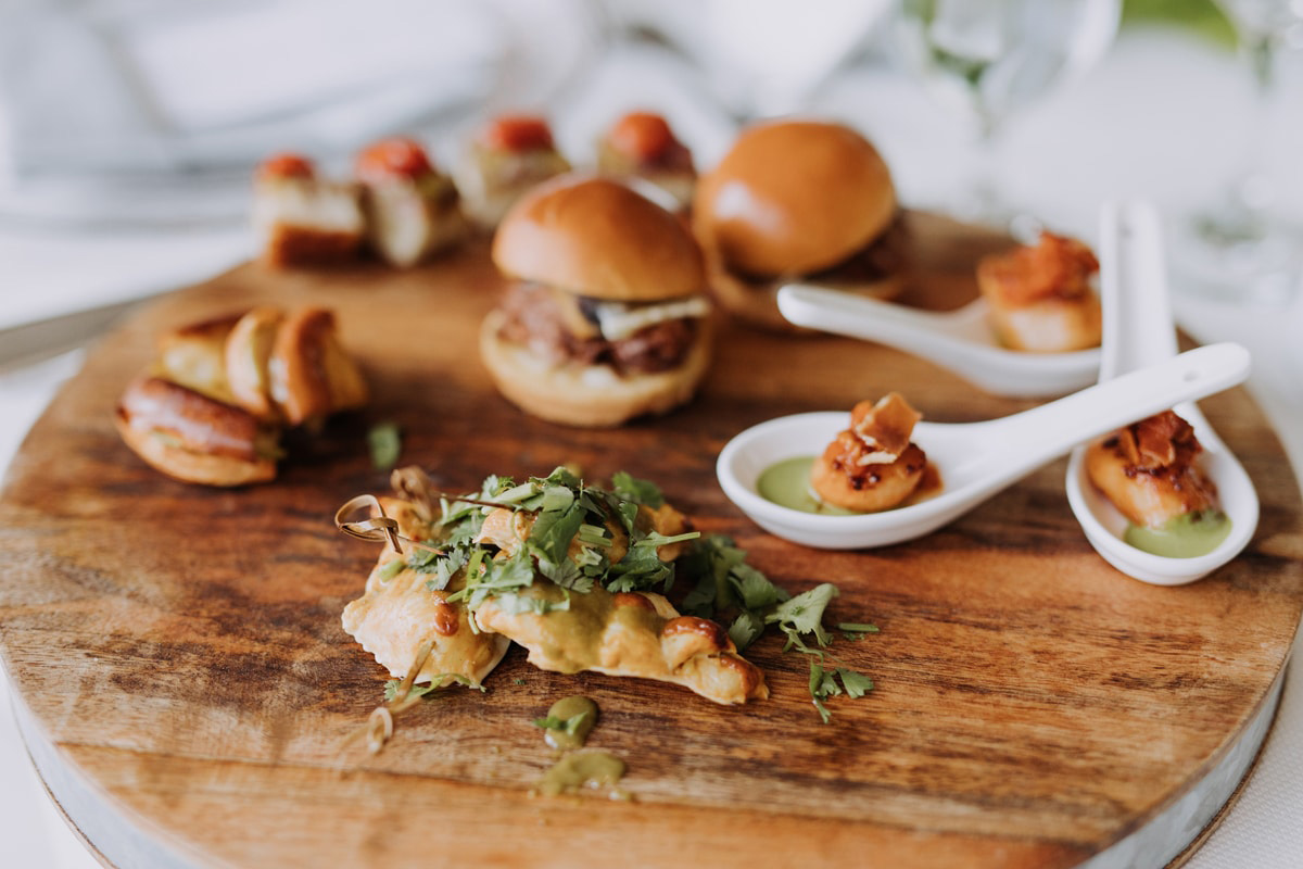 Ottawa Wedding Details Food And Drink Le Belvedere