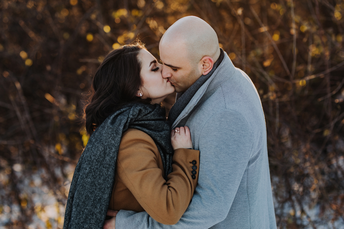 Outdoor Winter Engagement Portraits Ottawa