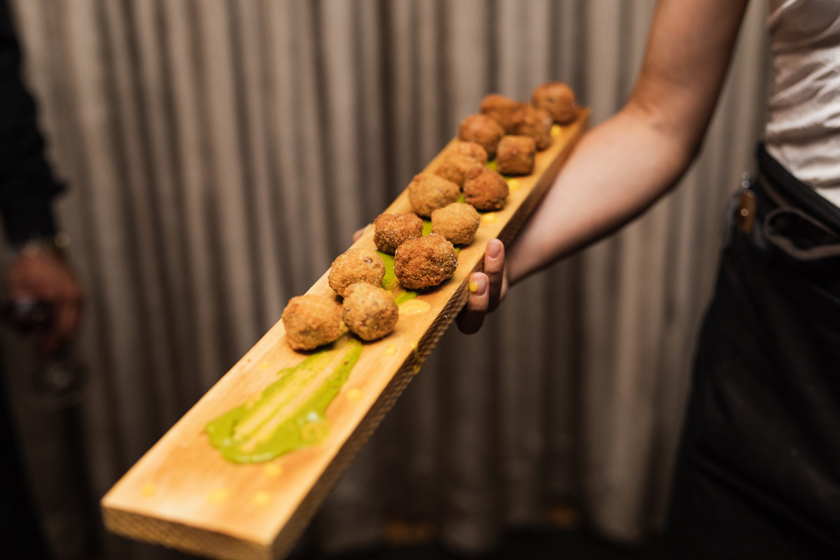 Restaurant 18 Wedding Ottawa Market (38)