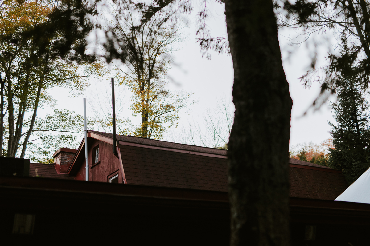 Romantic Forest Wedding In Gatineau Park (115)