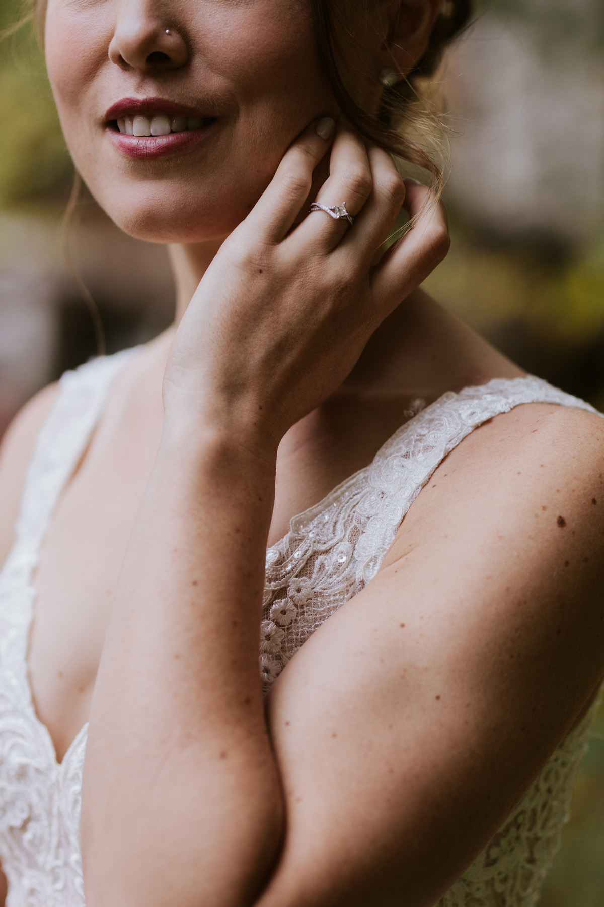 Romantic Forest Wedding In Gatineau Park (20)