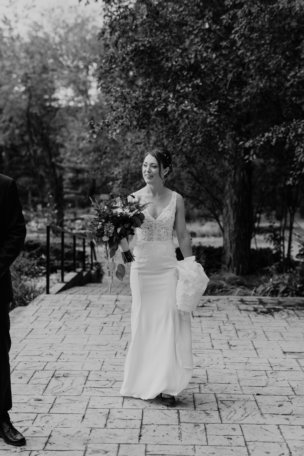 Romantic Forest Wedding In Gatineau Park (37)