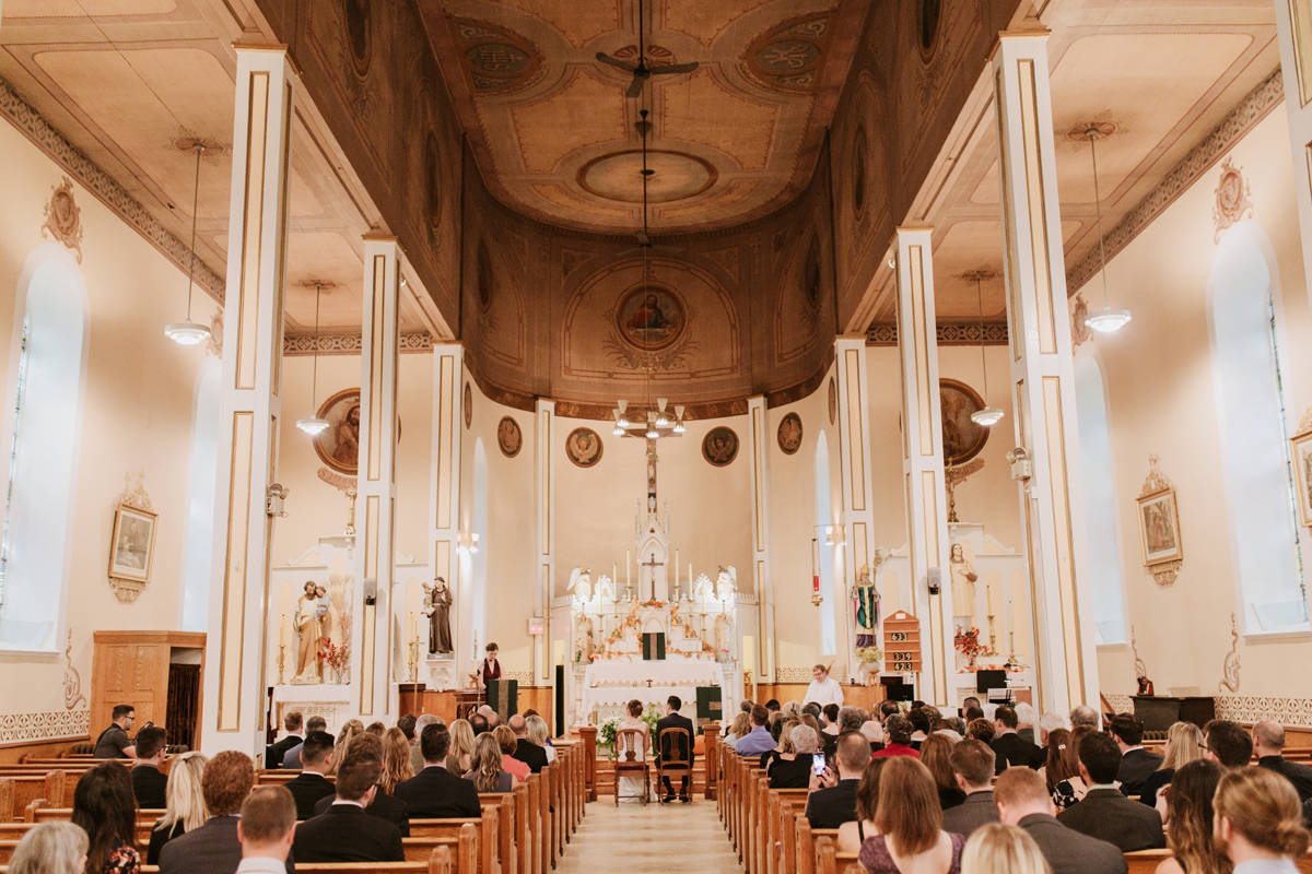 Romantic Forest Wedding In Gatineau Park (40)