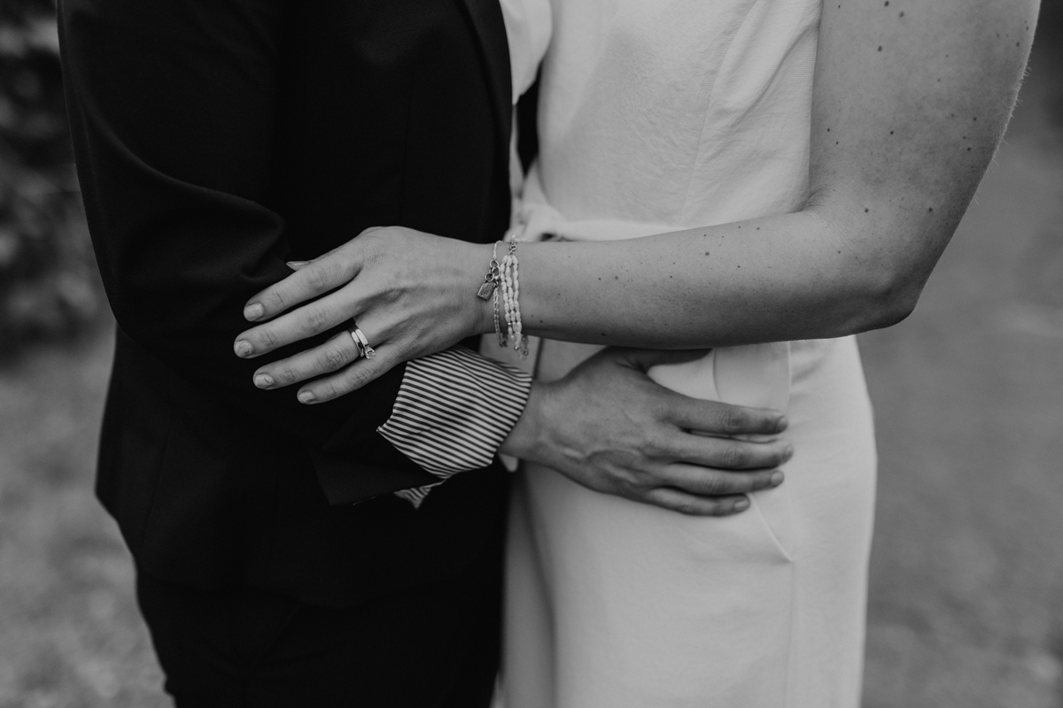 Intimate Backyard Lesbian Wedding Photography Ottawa (34)