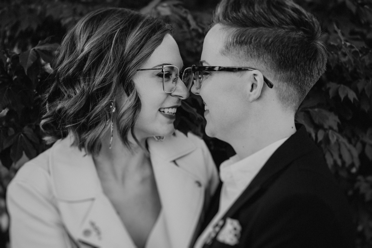 Intimate Backyard Lesbian Wedding Photography Ottawa (43)