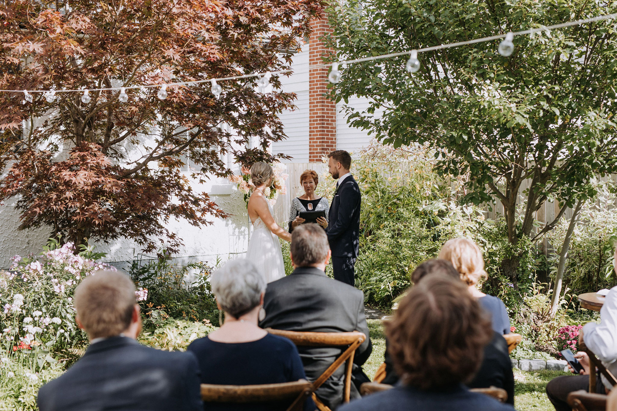 Intimate Backyard Micro Wedding Ottawa (10)