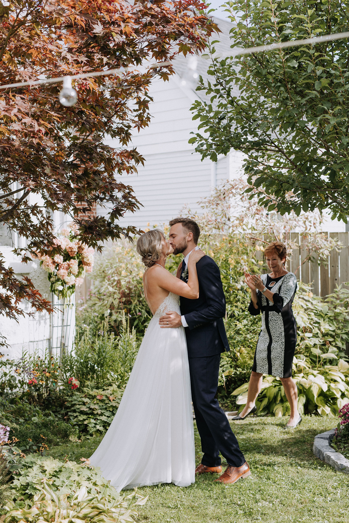 Intimate Backyard Micro Wedding Ottawa (12)