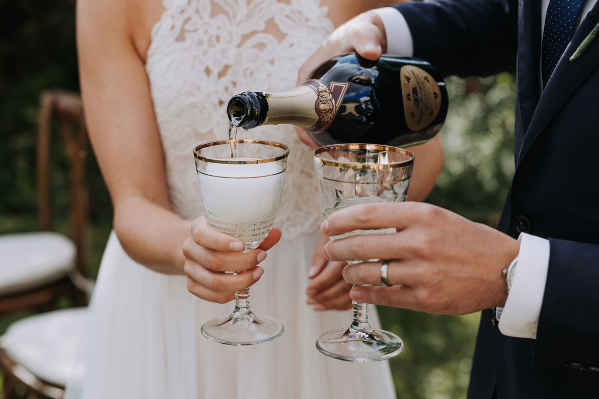 Intimate Backyard Micro Wedding Ottawa (15)