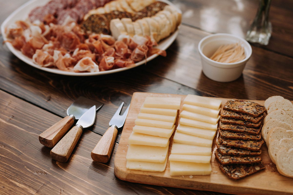 Intimate Backyard Micro Wedding Ottawa (17)