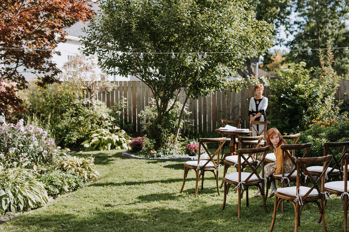 Intimate Backyard Micro Wedding Ottawa (3)