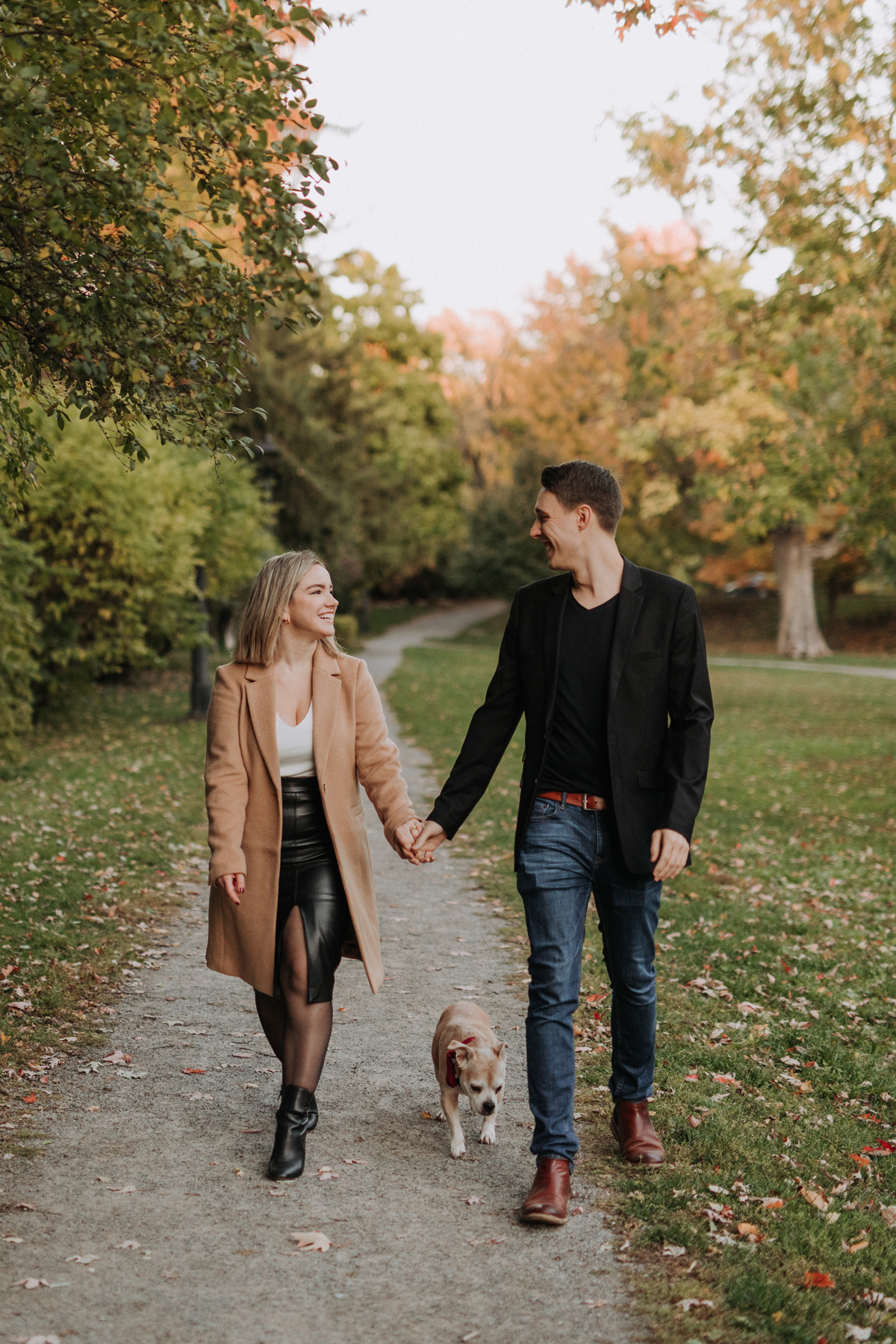 Fall Engagement Photos In The Glebe Patterson Creek Park (17)