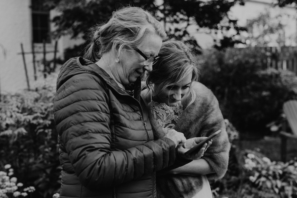 Intimate Backyard Micro Wedding Ottawa (37)