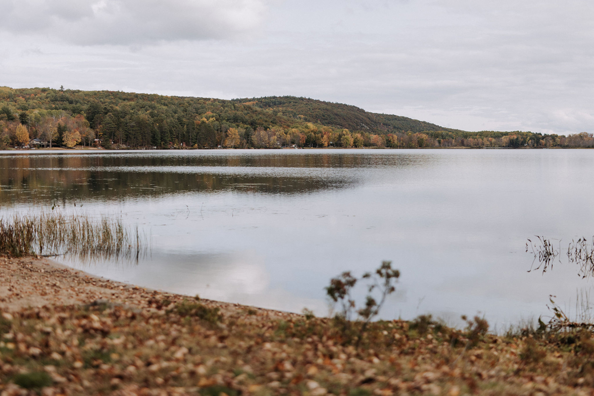 Intimate Cottage Wedding Photography Ottawa (112)