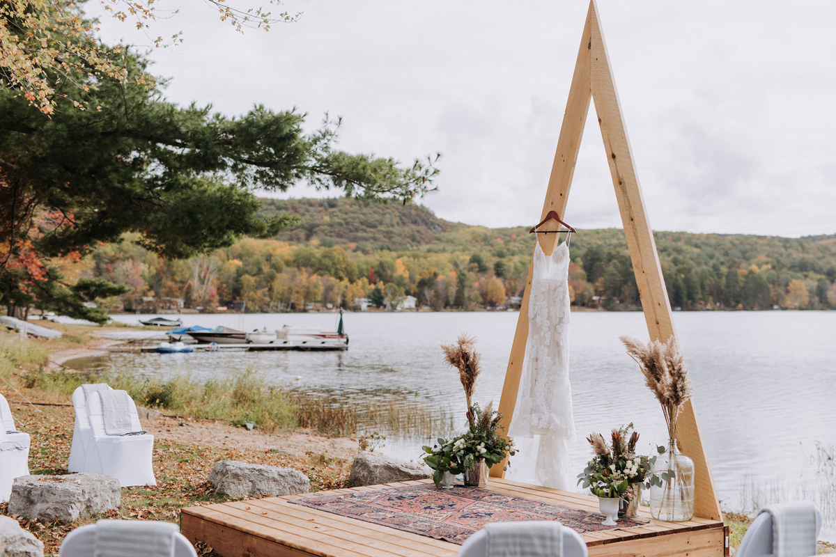 Intimate Cottage Wedding Photography Ottawa (14)