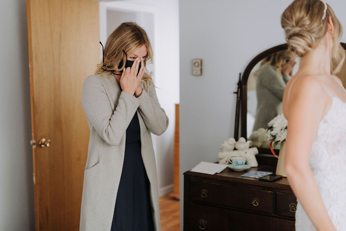 Intimate Cottage Wedding Photography Ottawa (33)