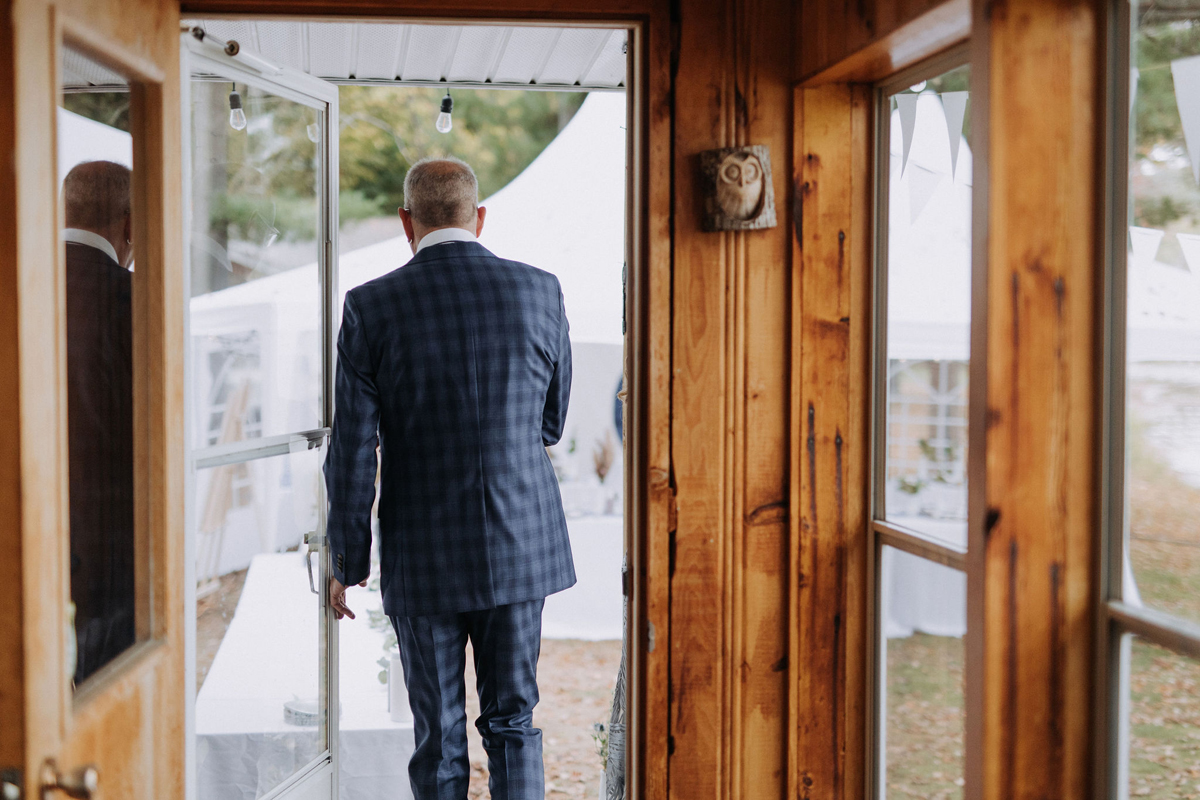 Intimate Cottage Wedding Photography Ottawa (35)