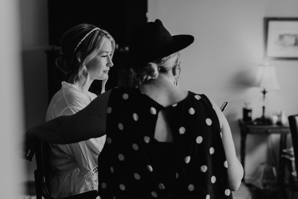 Intimate Cottage Wedding Photography Ottawa (7)