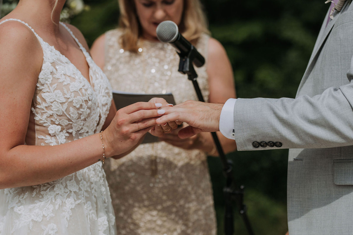 Adelina Barn Gatineau Wedding Photography (46)