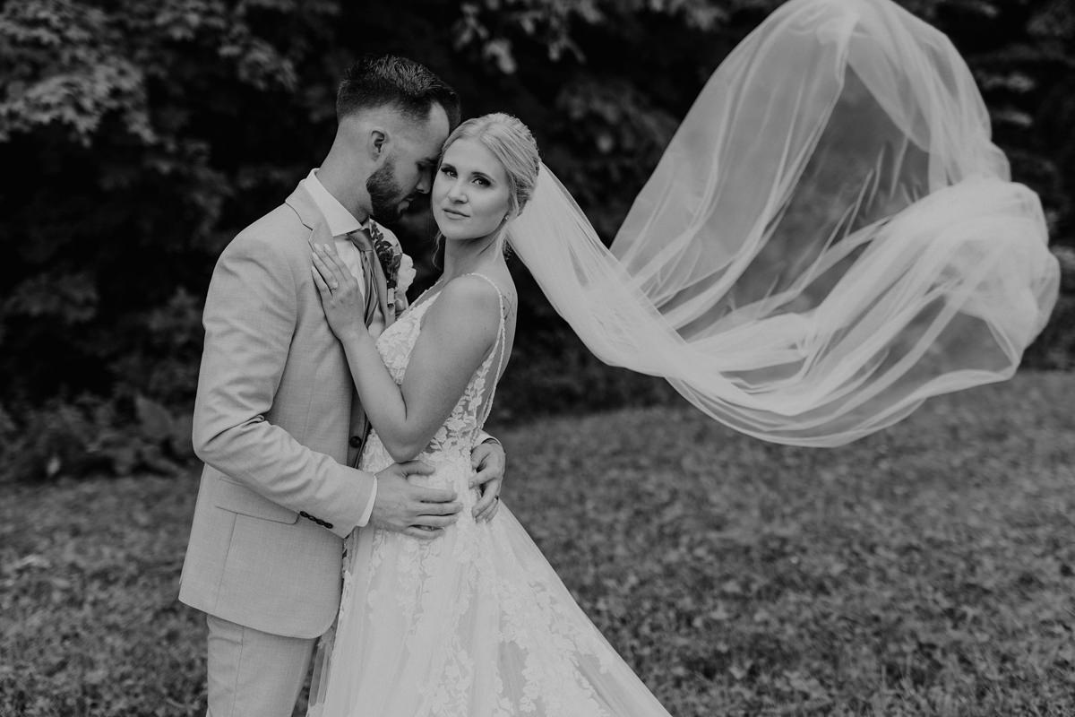 Adelina Barn Gatineau Wedding Photography (72)