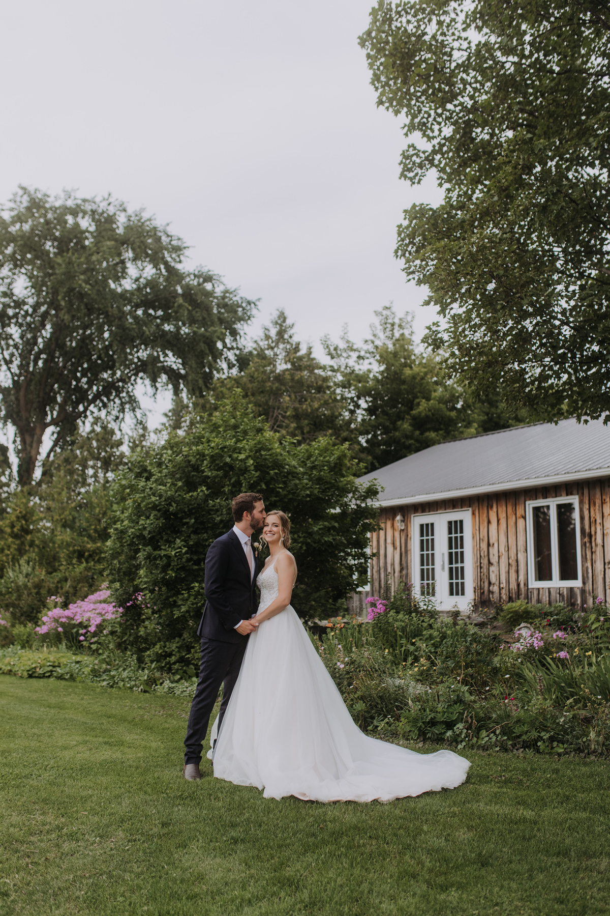 Stanley's Olde Maple Lane Farm Wedding Photography (56)