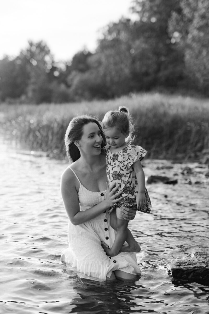 Ottawa Engagement Photos At Aylmer Beach (17a)