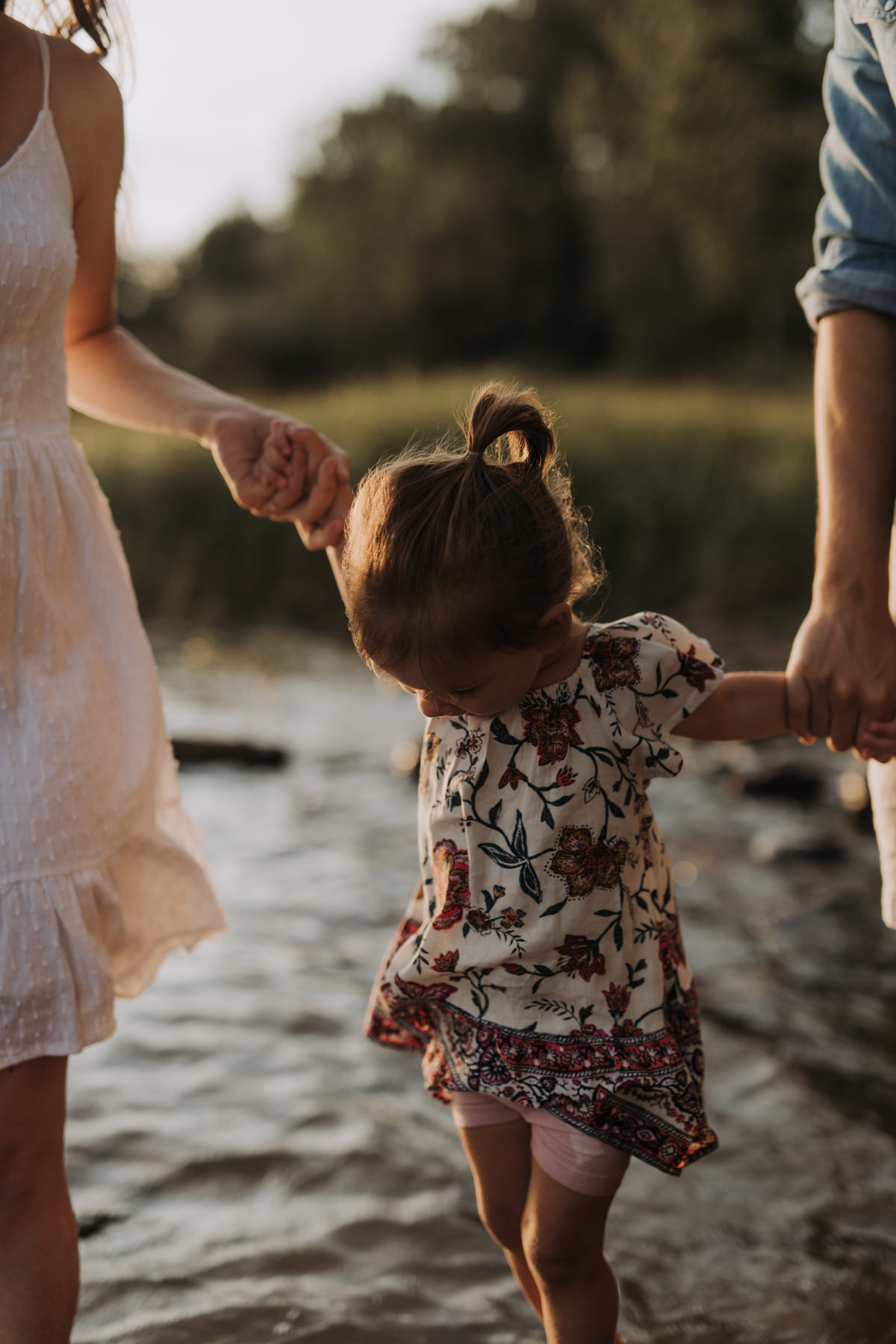 Ottawa Engagement Photos At Aylmer Beach (18)