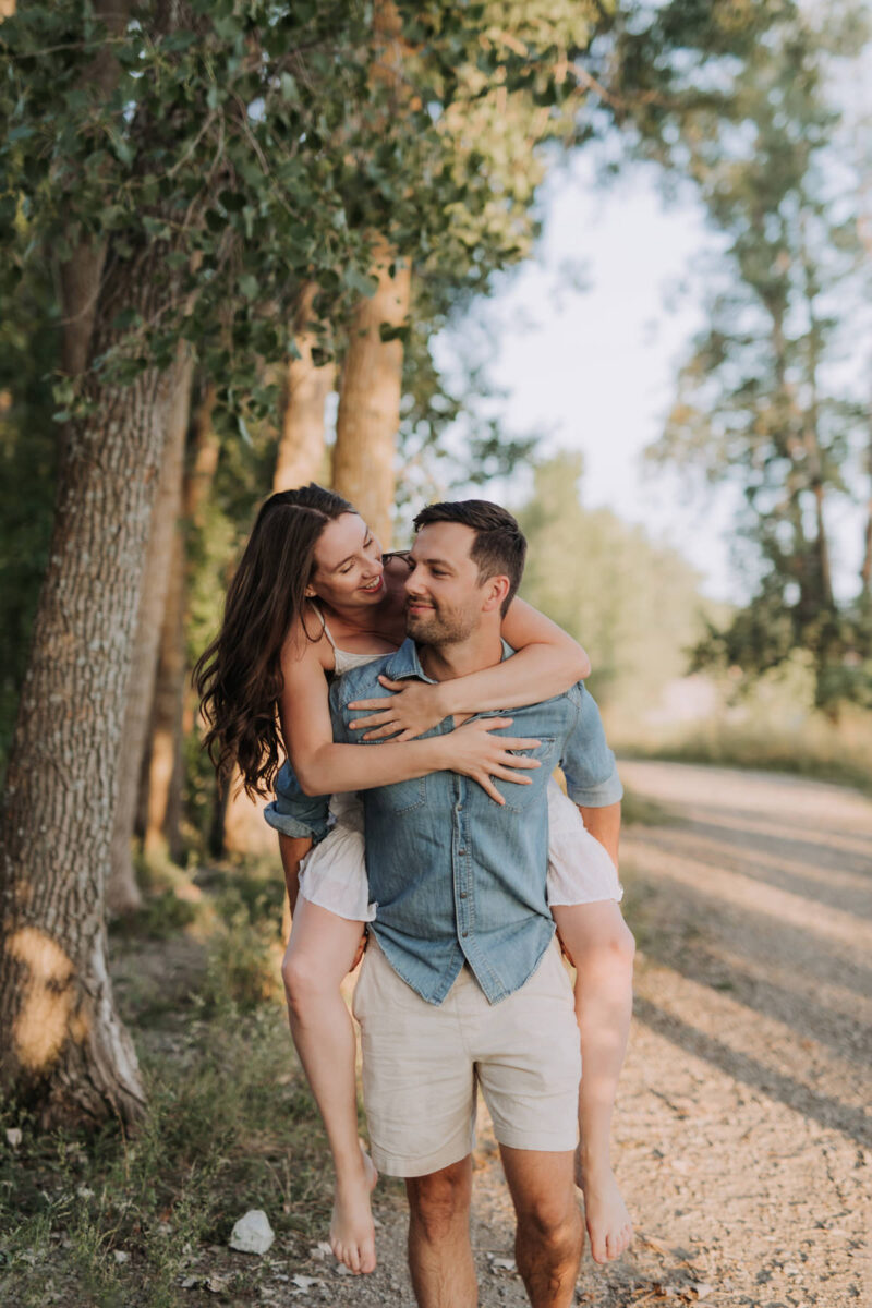 Ottawa Engagement Photos At Aylmer Beach (25)