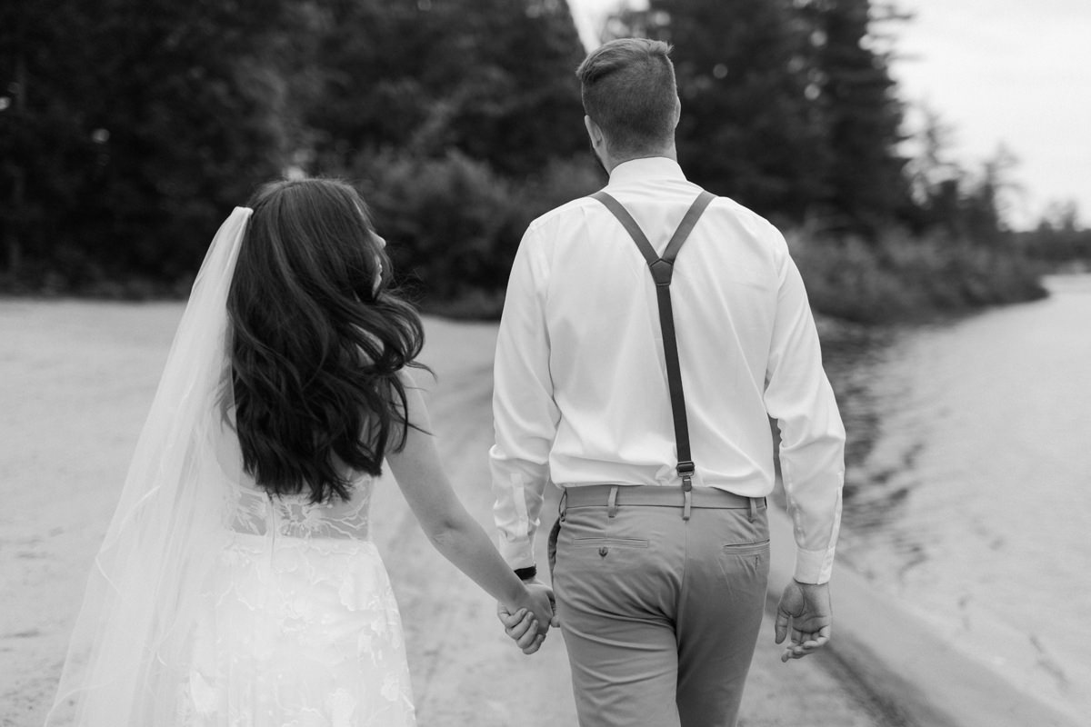 Ottawa Ontario And Quebec Cottage Wedding Photographer (116)