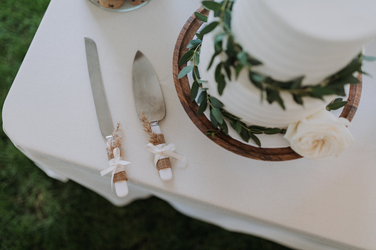 Ottawa Ontario And Quebec Cottage Wedding Photographer (129)