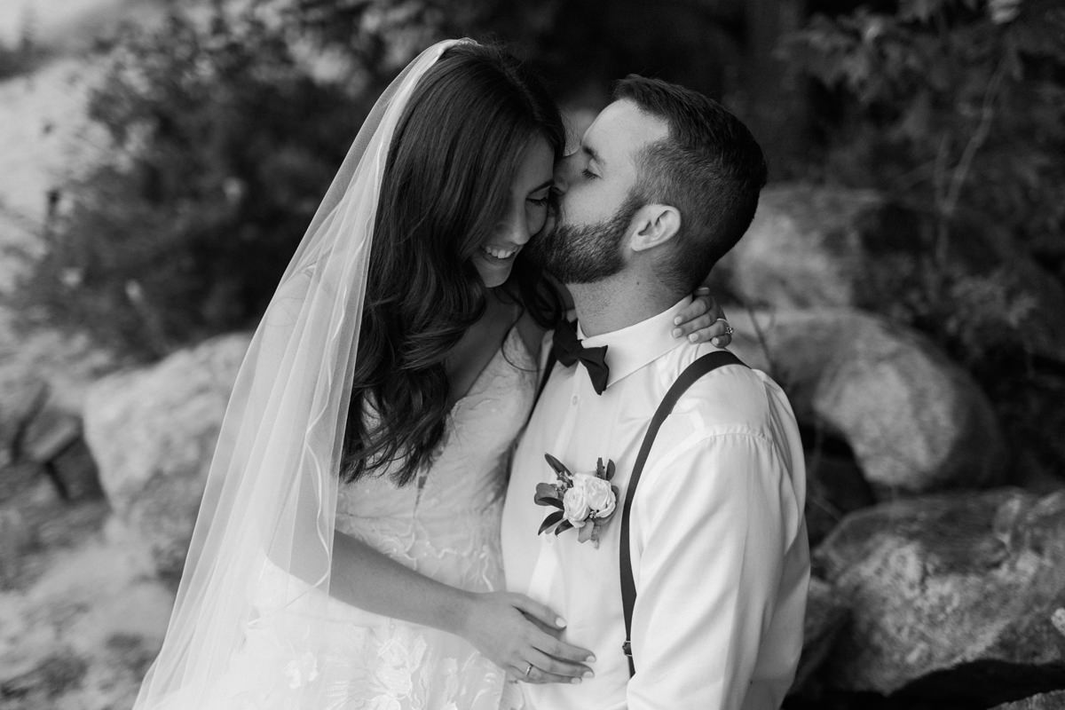 Ottawa Ontario And Quebec Cottage Wedding Photographer (179)