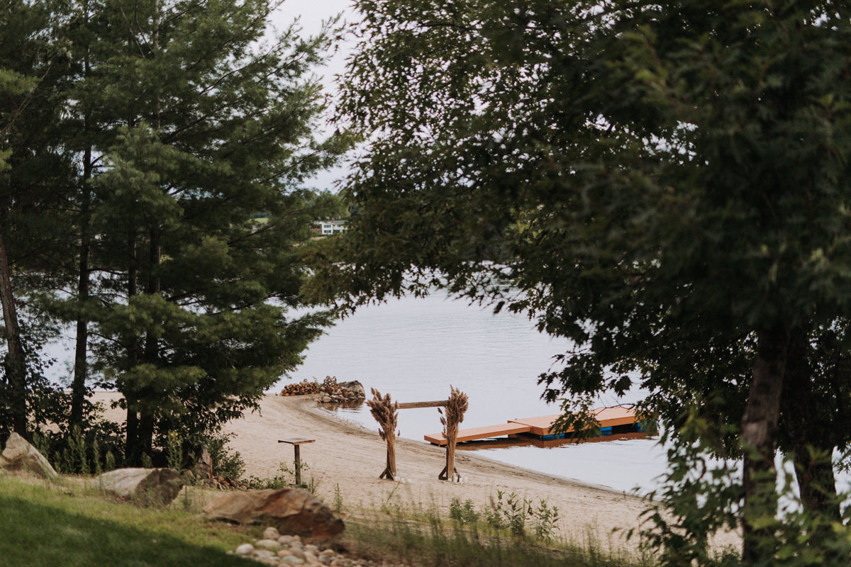 Ottawa Ontario And Quebec Cottage Wedding Photographer (188)