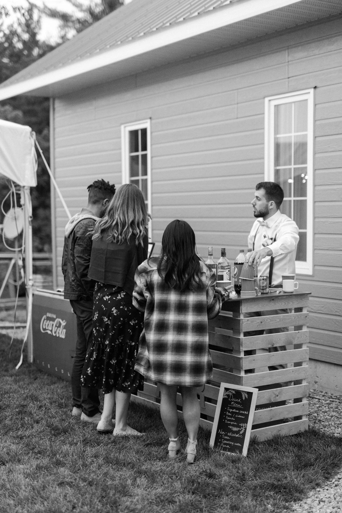 Ottawa Ontario And Quebec Cottage Wedding Photographer (190)