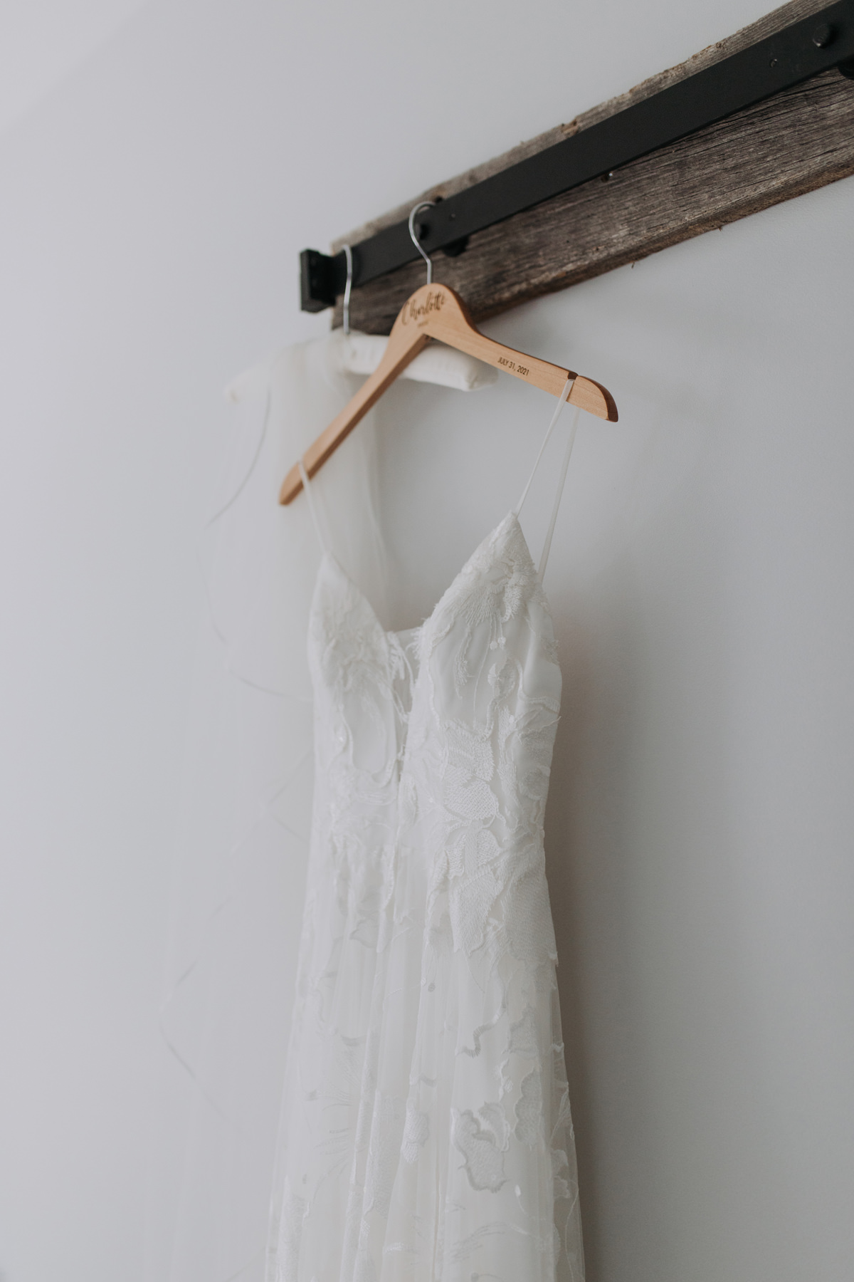 Ottawa Ontario And Quebec Cottage Wedding Photographer (30)