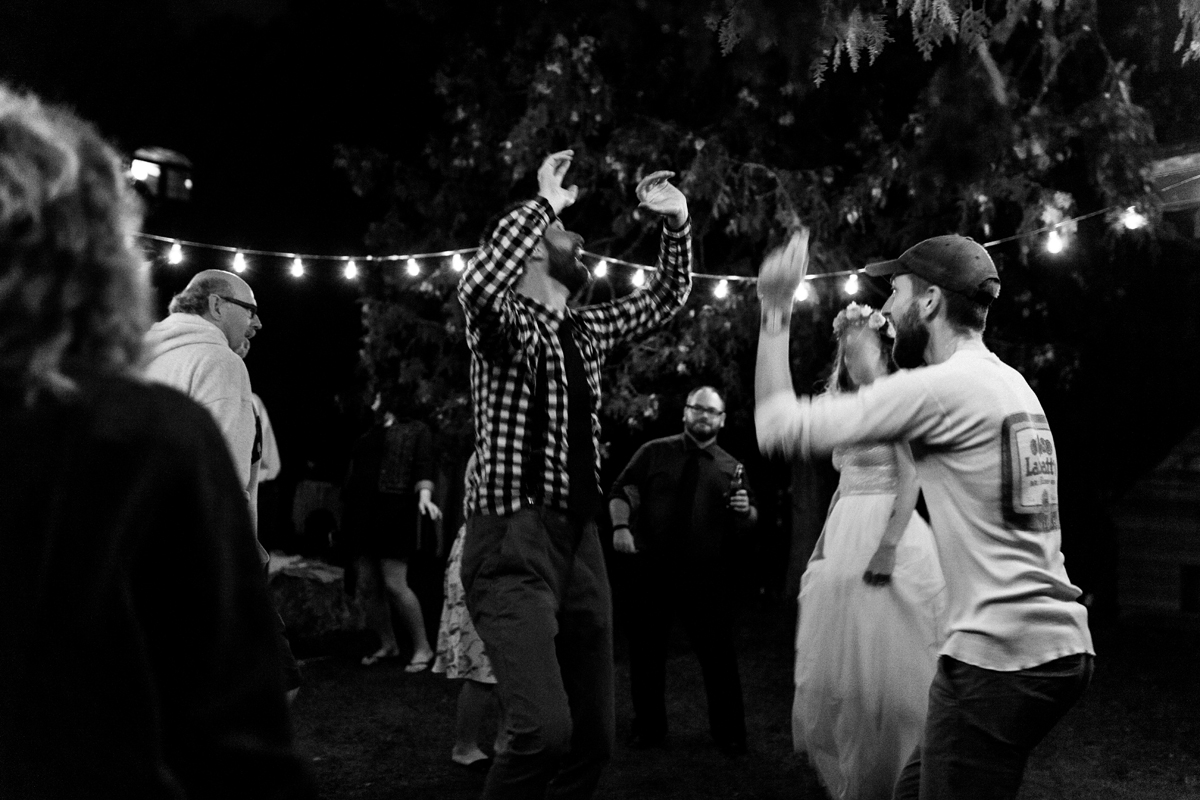 Youngs Point Cottage Wedding Ontario Clear Lake (102)