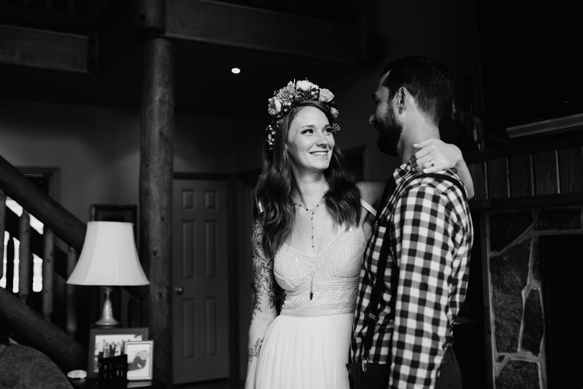 Youngs Point Cottage Wedding Ontario Clear Lake (26)