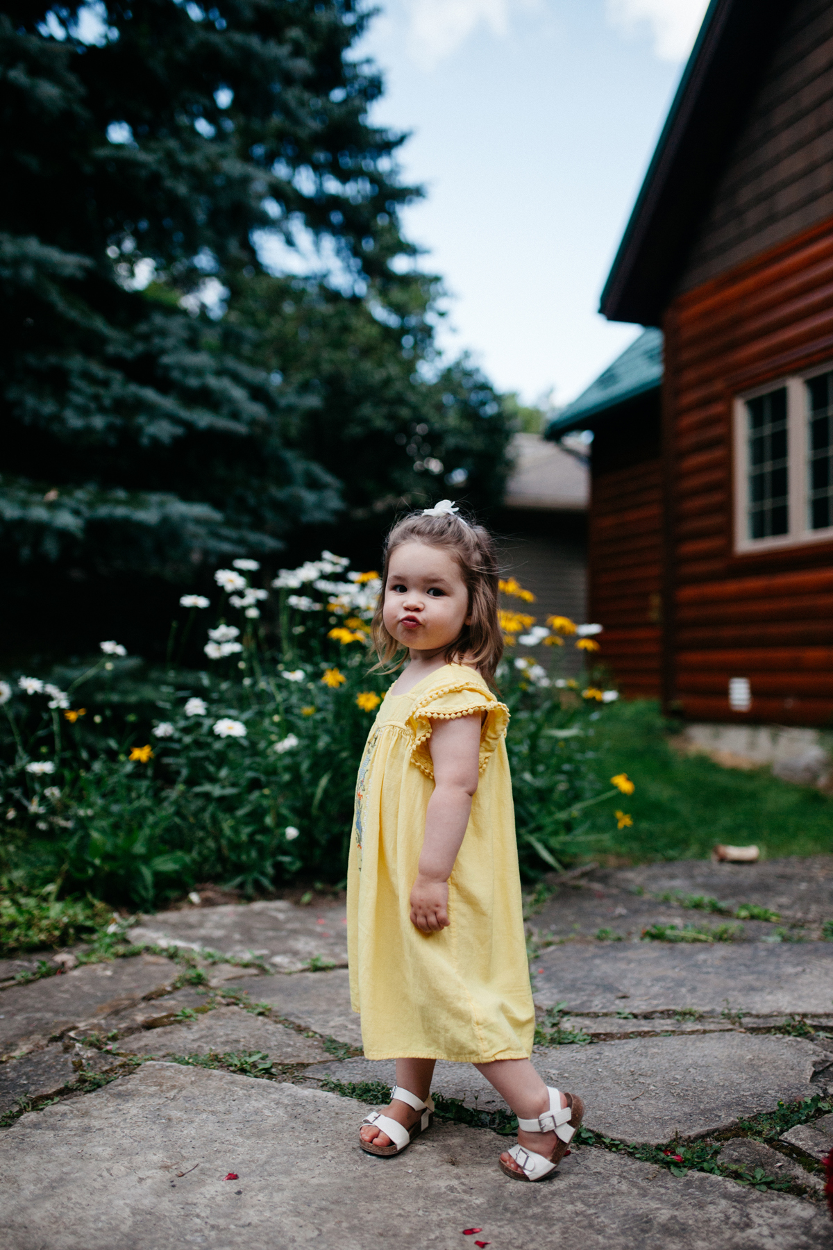 Youngs Point Cottage Wedding Ontario Clear Lake (35)