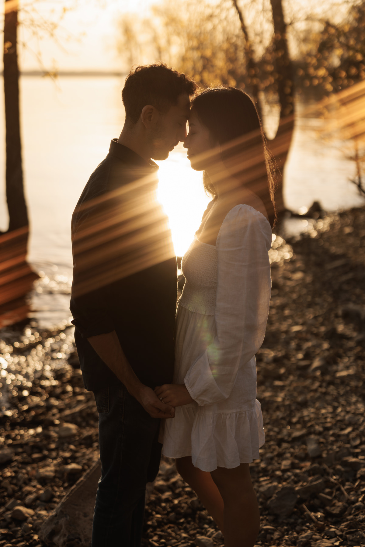 Ottawa Beach Engagement Session Aylmer Beach (4)