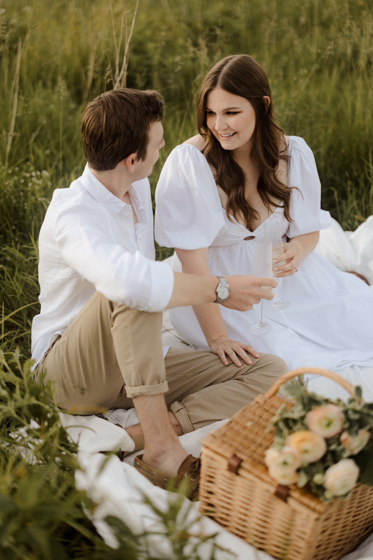 Romantic Engagement Shoot Gatineau Park Wakefield (13)