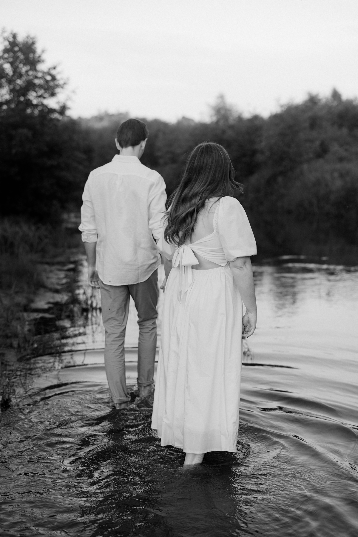Romantic Engagement Shoot Gatineau Park Wakefield (22)