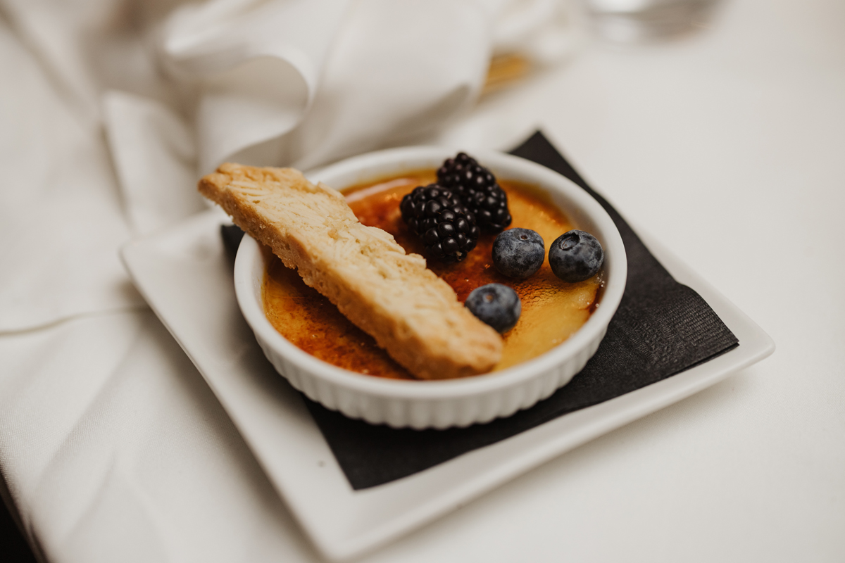 Restaurant 18 Eighteen Wedding Ottawa Byward Market (63)