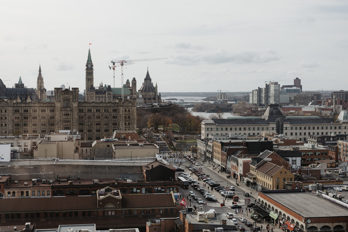 Sidedoor Restaurant Wedding Ottawa Anita Peeples Photography (4)