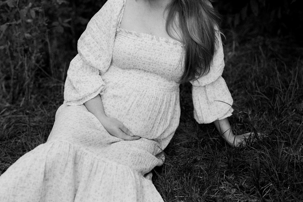 Outdoor Maternity Portraiture Ottawa (9)
