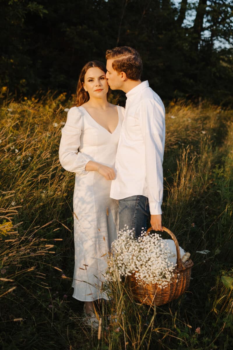 Ottawa Engagement Photos European Picnic (4)