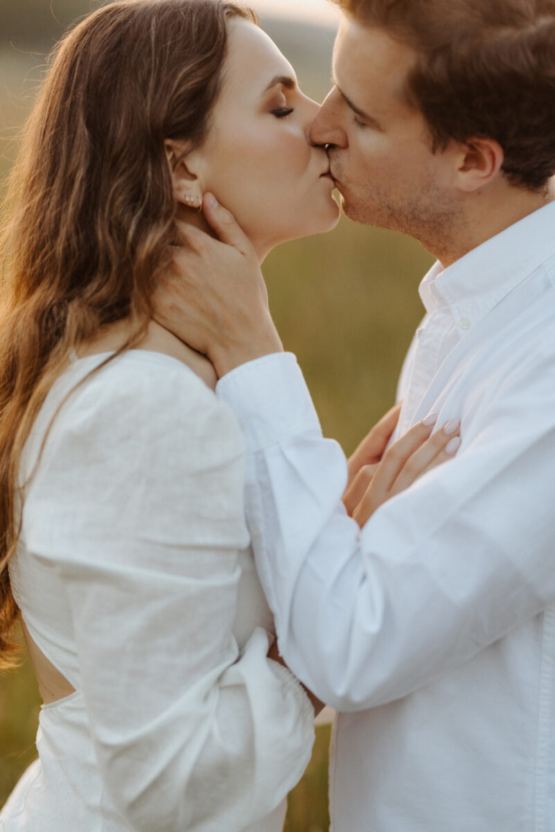 Ottawa Engagement Photos European Picnic (49)