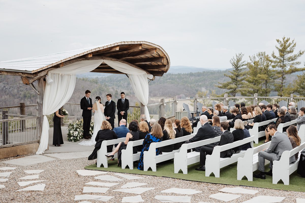 Le Belvedere Spring Wedding (39)