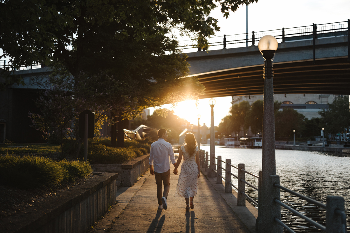 Downtown Ottawa Engagement Photos (36)